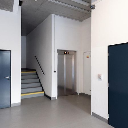 Spacious Apartments Near Karlin Square Prague Luaran gambar