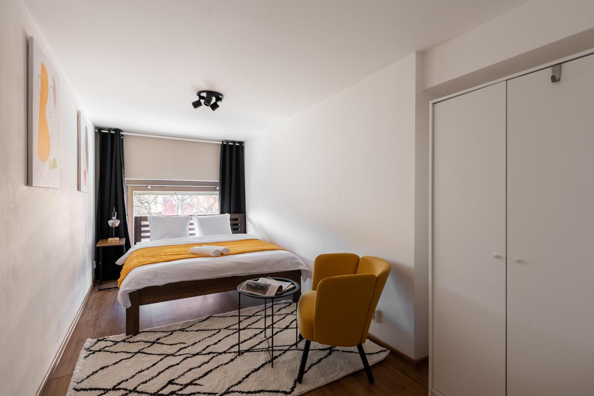 Spacious Apartments Near Karlin Square Prague Luaran gambar